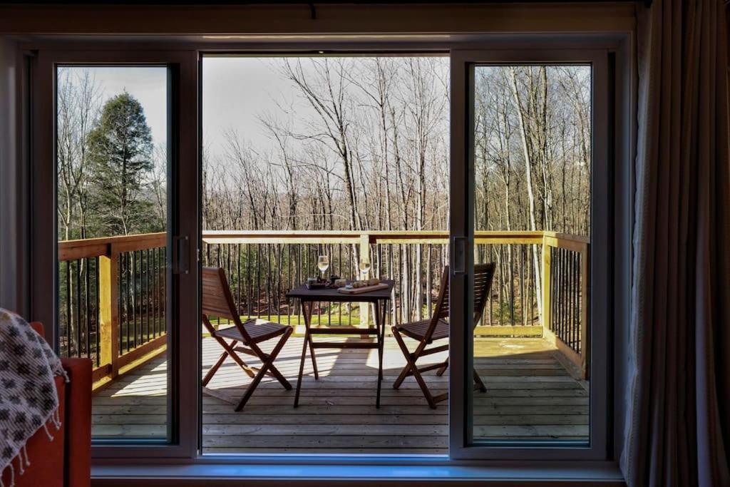 Chalet Woodpecker Lodge - Chaleureux Avec Foyer. Orford Kültér fotó